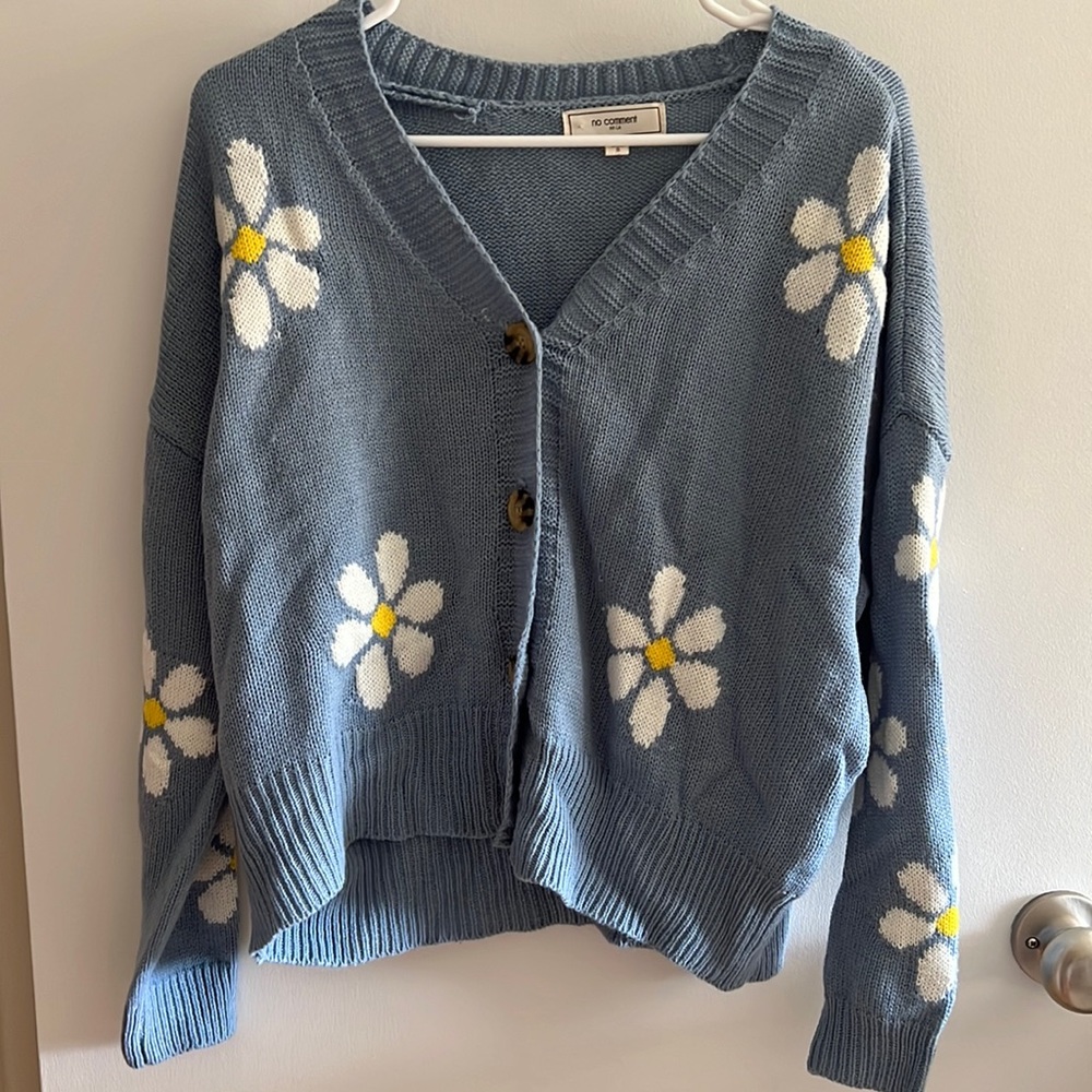 Sweater in flowers